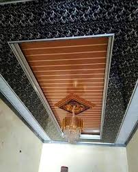 "Awalnya saya ragu karena takut hasilnya biasa saja. Tapi ternyata, plafon PVC dari sini rapi sekali, sambungannya hampir tidak terlihat. Proses pemasangan cepat, cuma 1 hari untuk ruang tamu dan dapur. Sekarang rumah jadi terlihat modern dan bersih. Terima kasih sudah membuat rumah saya seperti baru!" dari Bu Ina